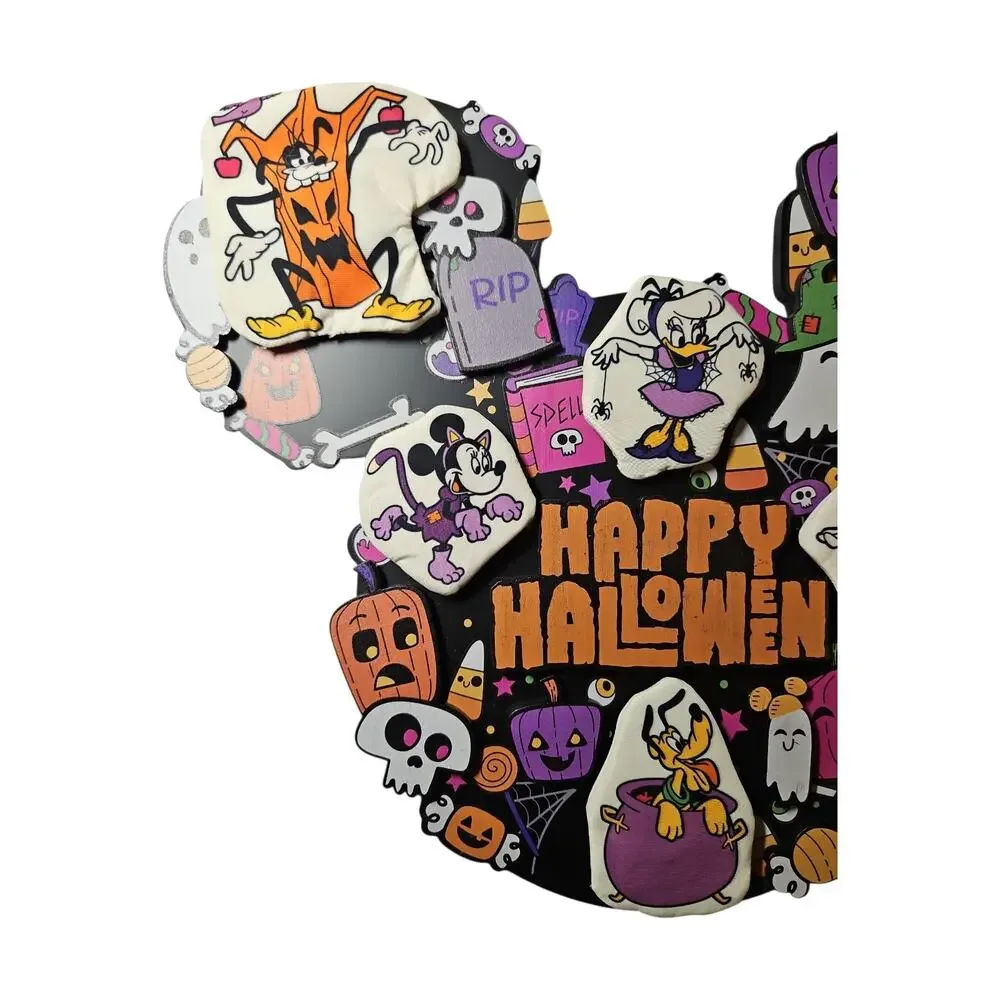 Disney Parks Mickey Minnie Mouse Goofy & Friends Happy Halloween Door Wreath